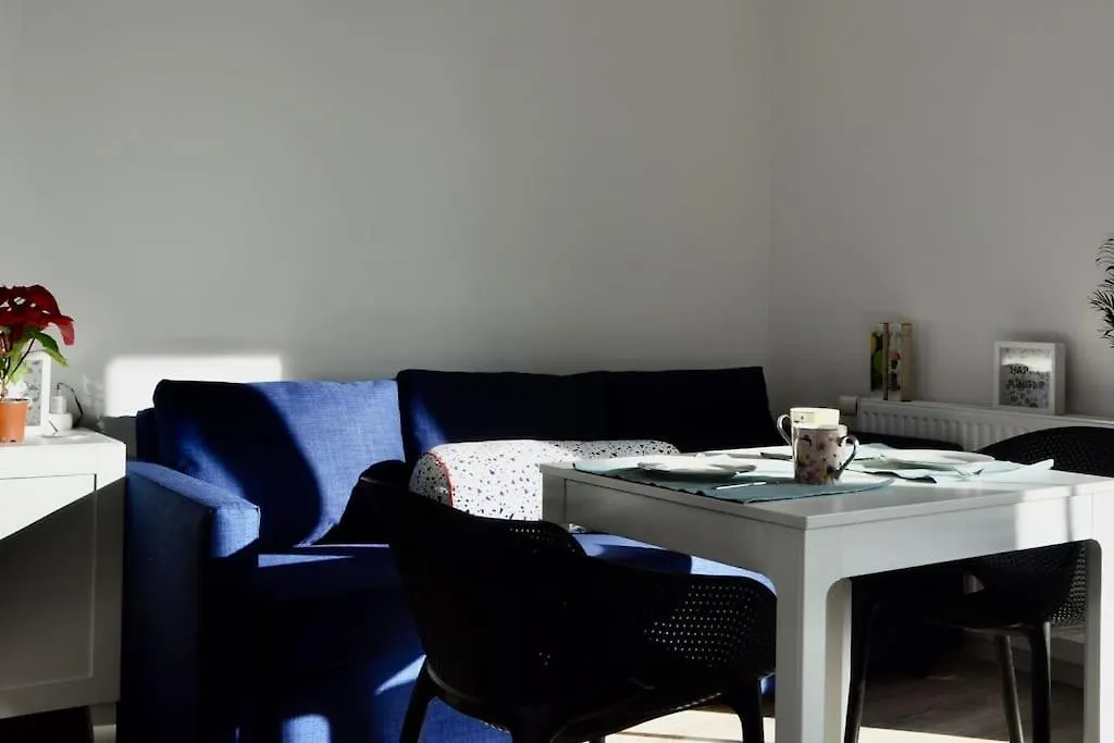 New Studio Apartment In Central Budapest - Free Parking