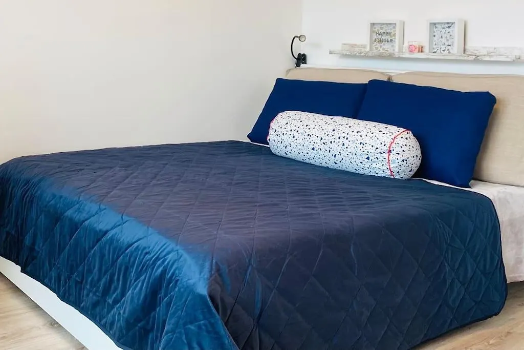 New Studio Apartment In Central Budapest - Free Parking 0*,